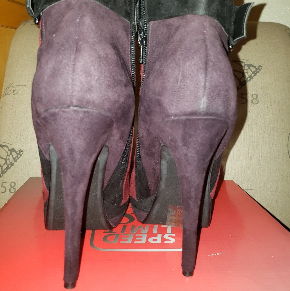Ankle boots - Picture 2 of 3